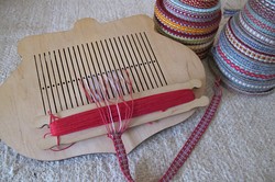 Bandweben mit dem Webkamm (Mitmachaktion) Standnummer: 240